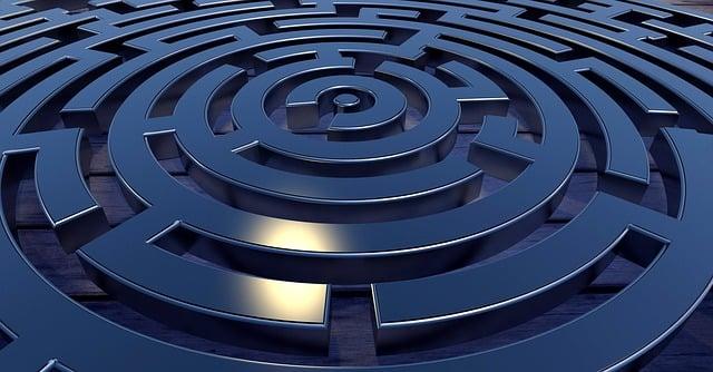 Labyrint x Labirint: Pravopis a Význam