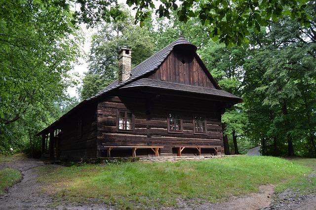 Skanzen x skansen: Jak správně psát historické termíny