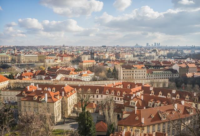 Škola Mezinárodních a Veřejných Vztahů Praha: Recenze a Proč Studovat Zde